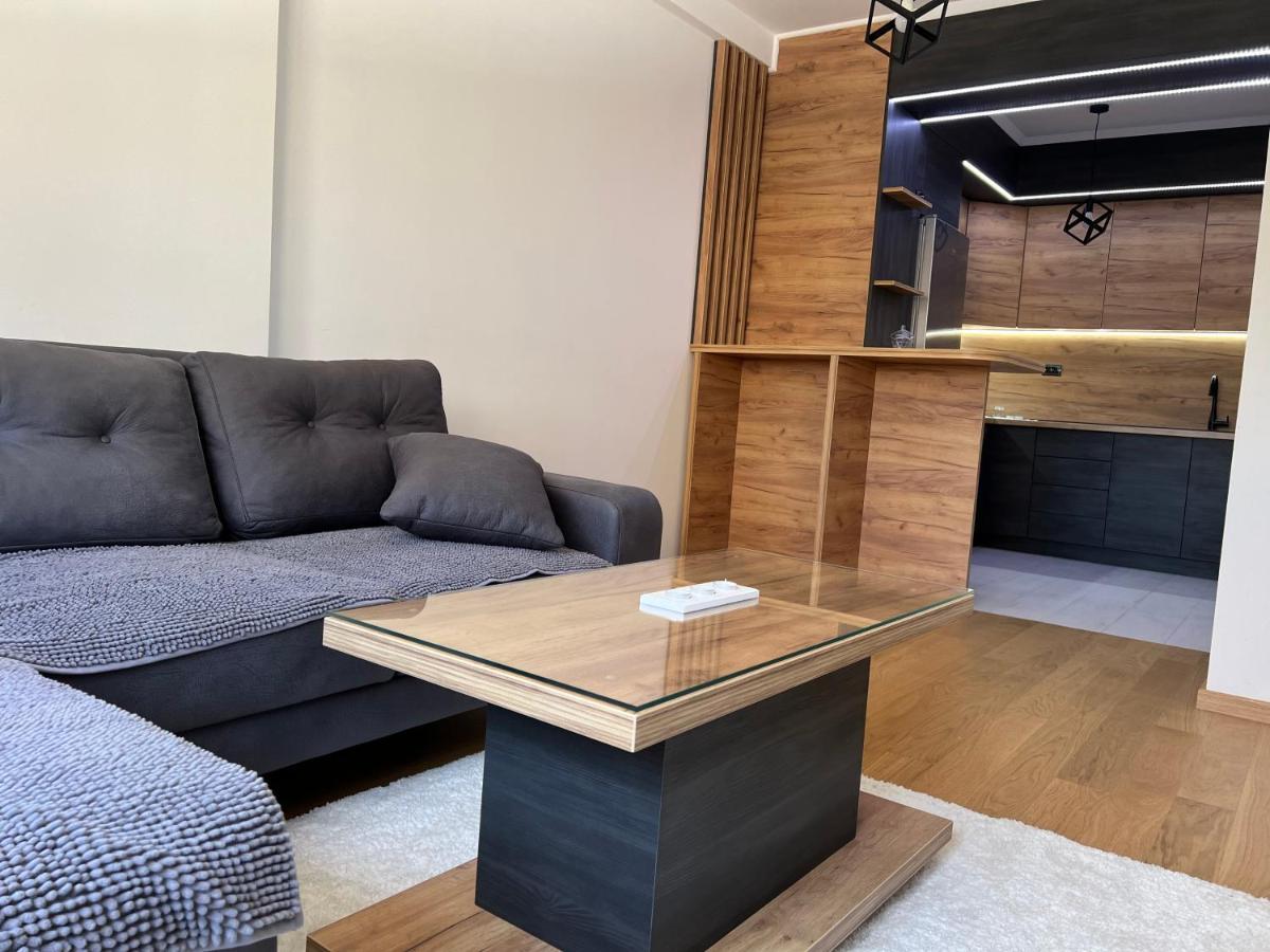 Apartment Stan Na Dan Viktor-lukavica